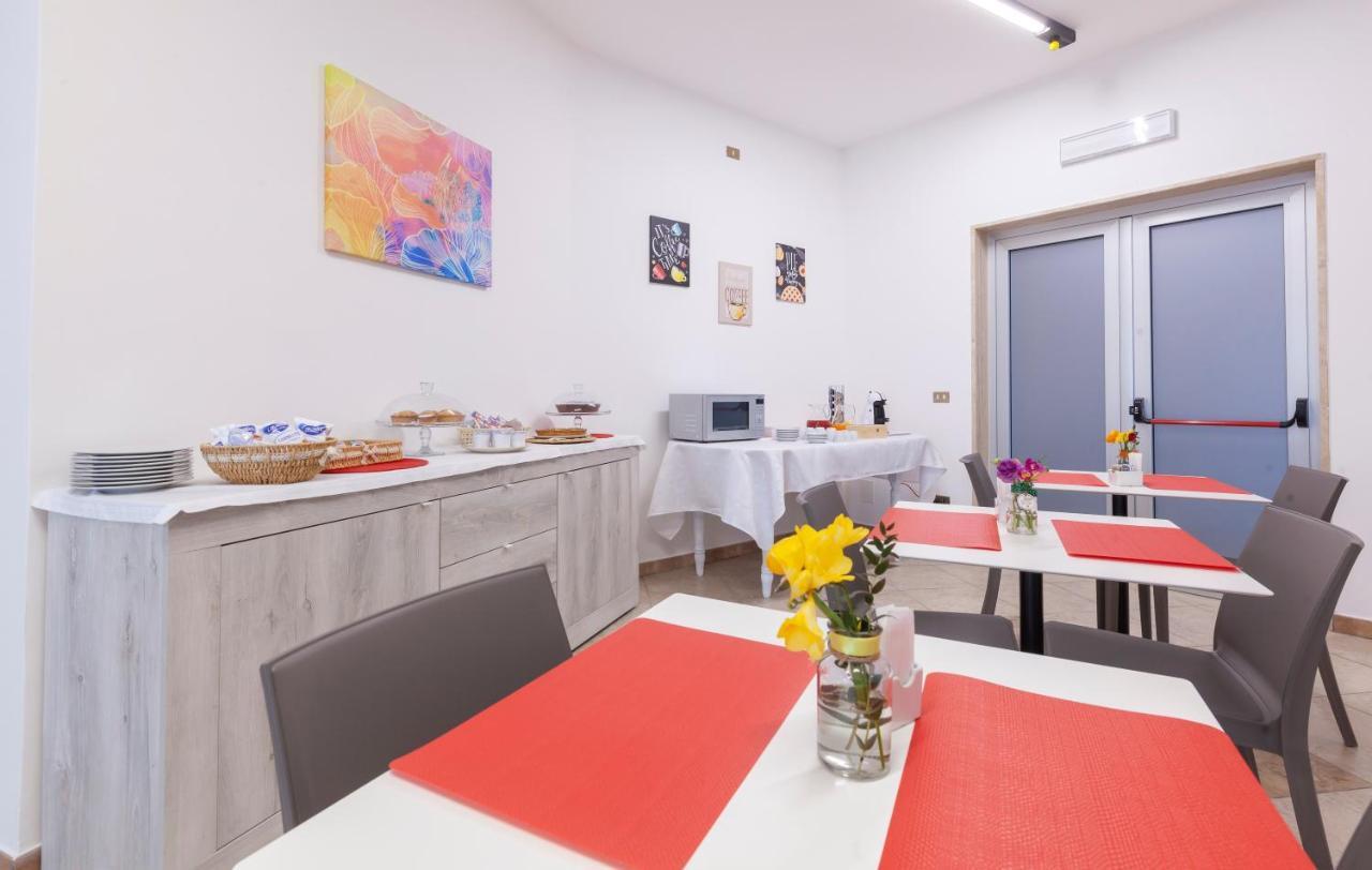 Lupomonaco Rooms Veglie Exteriér fotografie